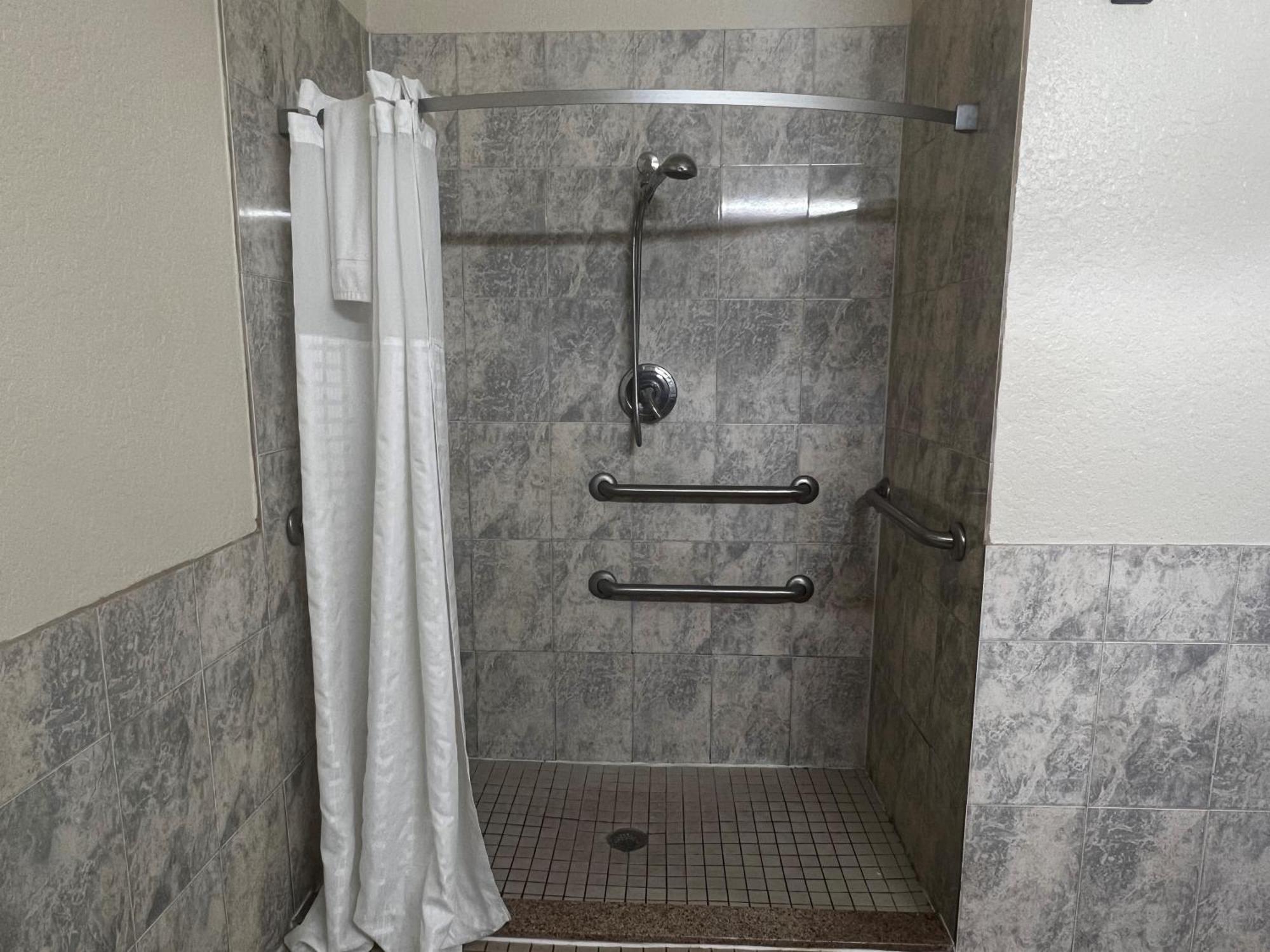 Super 8 By Wyndham Brookshire Tx Hotel Ngoại thất bức ảnh