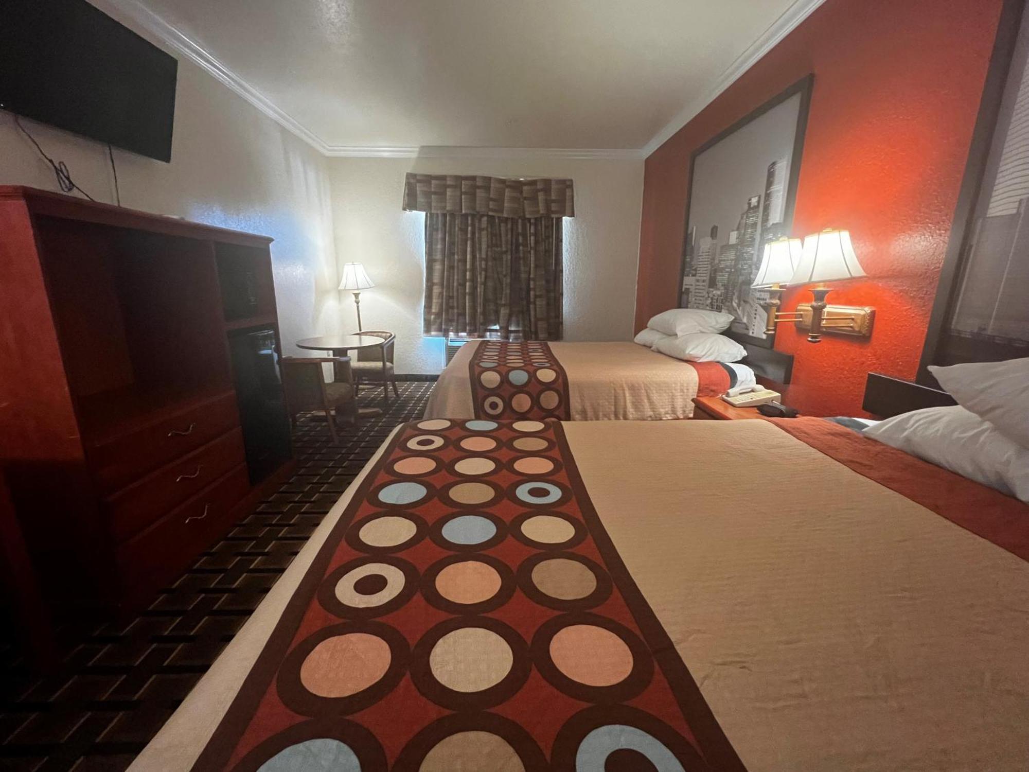 Super 8 By Wyndham Brookshire Tx Hotel Ngoại thất bức ảnh